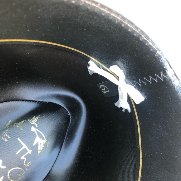 Stetson - Picture 5 of 8